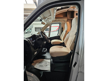 Semi-integrated motorhome LMC Tourer T660G 70 Jahre AT-8 WC Markise Navi: picture 5