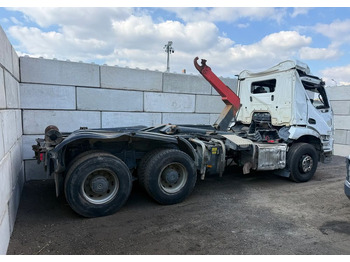 Hook lift truck Mercedes-Benz Arocs 2640: picture 3