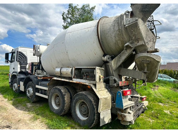 Concrete mixer truck Volvo FM: picture 3