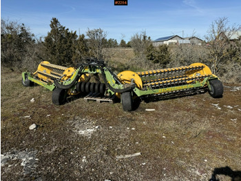 Hay and forage equipment
