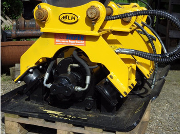 Vibratory plate