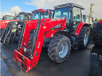 Farm tractor