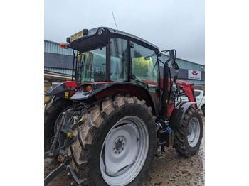 Farm tractor 2022 Massey Ferguson 5712M c/w Loader, As New: picture 3