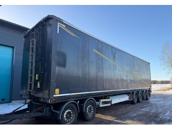 Closed box trailer