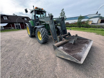 Farm tractor JOHN DEERE 7600
