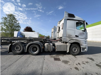 Tractor unit Mercedes-Benz Actros 2545: picture 4