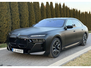 Sedan BMW