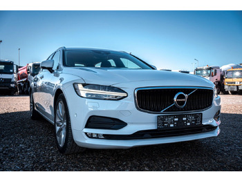 Car Volvo V90 D4 Momentum 2.0D: picture 4
