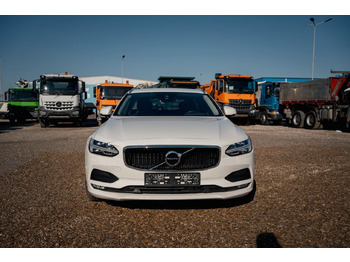 Car Volvo V90 D4 Momentum 2.0D: picture 3
