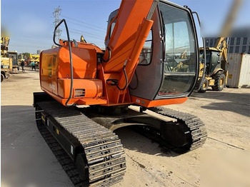 Crawler excavator HITACHI EX60-5: picture 3