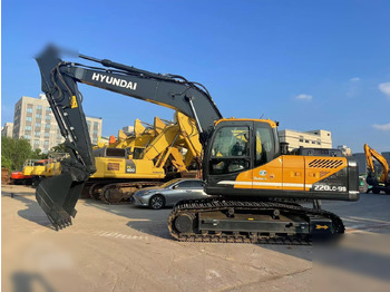 Crawler excavator HYUNDAI