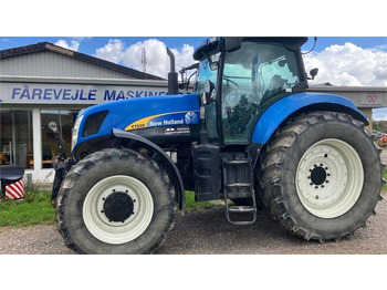 Farm tractor NEW HOLLAND T7000
