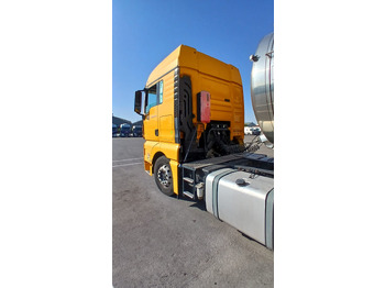 Tractor unit MAN TGX 460: picture 4