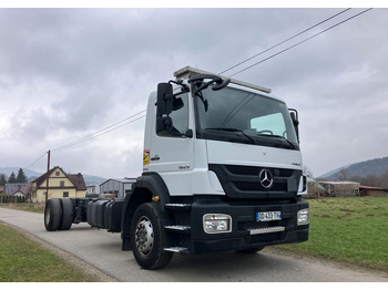 Cab chassis truck MERCEDES-BENZ Axor 1829