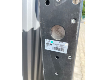 Radiator for Truck Chłodnica wody MAN TG3 TGX nowy model: picture 3