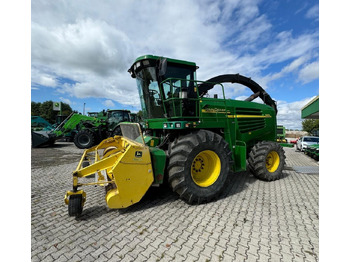 Forage harvester JOHN DEERE 7400