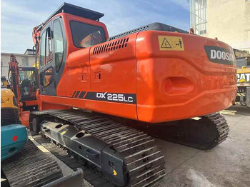 Crawler excavator Doosan DX225LC Second-Hand Excavator | Korea Direct Import | 1-Year Warranty & Free Sea Shipping: picture 3