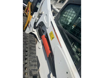 Compact track loader BOBCAT T770: picture 2 Compact track loader BOBCAT T770: picture 2