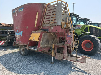 Forage mixer wagon