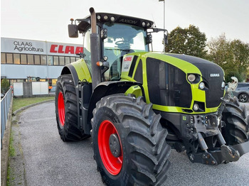 Farm tractor CLAAS Axion 940