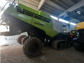 Combine harvester CLAAS Lexion 760