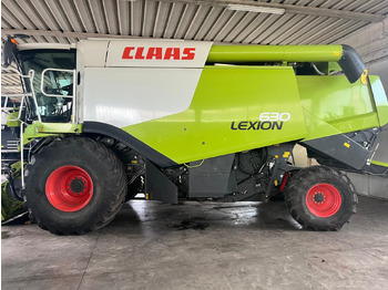 Combine harvester CLAAS Lexion 630