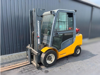 LPG forklift JUNGHEINRICH TFG
