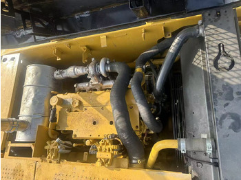 Crawler excavator CATERPILLAR: picture 4