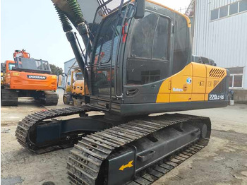 Crawler excavator Hyundai 220LC-9S Used Excavator for Mining & Construction | Price Negotiable, Global Shipping: picture 2
