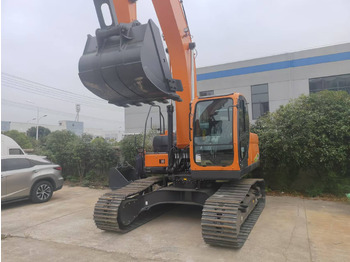 Crawler excavator DOOSAN DX205: picture 3