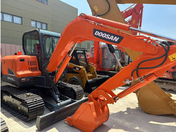 Crawler excavator DOOSAN DX55-9C