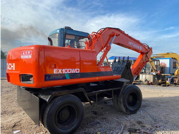 Wheel excavator HITACHI EX100WD: picture 3