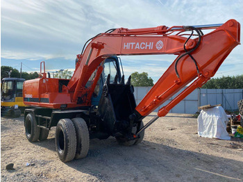 Wheel excavator HITACHI EX100WD: picture 2