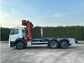 Hook lift truck MERCEDES-BENZ MERCEDES AXOR 2533 SCARRABILE CON GRU E POLIPO: picture 5