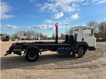 Hook lift truck NISSAN 130/115 SCARRABILE: picture 5