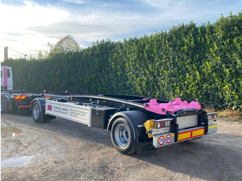 Roll-off/ Skip trailer