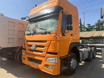 Tractor unit SINOTRUK HOWO