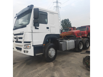 Tractor unit SINOTRUK HOWO