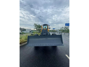 New Grader XCMG GR2153 Grader: picture 2 New Grader XCMG GR2153 Grader: picture 2