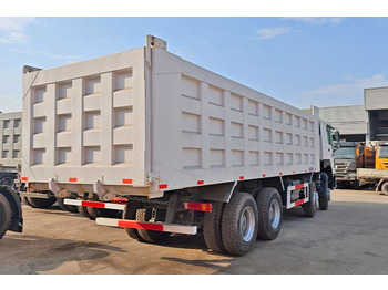Tipper for transportation of bulk materials SINOTRUK Sino Howo 8x4 Dump Truck 371 for Sale in Sierra Leone: picture 2