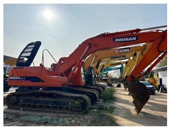 Crawler excavator 2019 Doosan DH220-7: picture 3