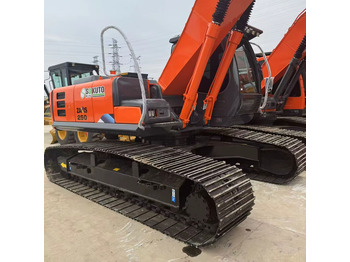 Crawler excavator 2023 Hitachi ZX250: picture 4