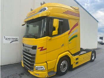 Tractor unit DAF XG+ 530