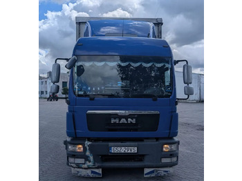Curtainsider truck MAN TGL 8.250