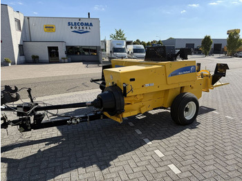 Square baler NEW HOLLAND