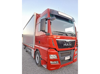Curtainsider truck MAN TGX 26.440 E6: picture 3