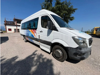 Suburban bus MERCEDES-BENZ
