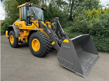 Wheel loader Volvo L 90 H: picture 4