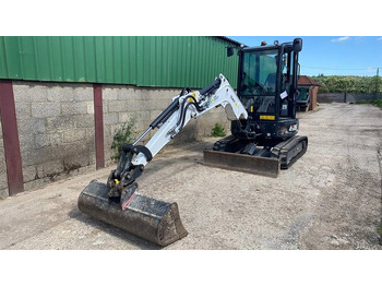 Mini excavator BOBCAT E26
