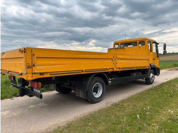 Dropside/ Flatbed truck MAN 8.224 L 2000: picture 4